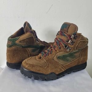 Hi-Tec Women's Durango Hiking Boots Brown Leather Round Toe Lace Up 8US